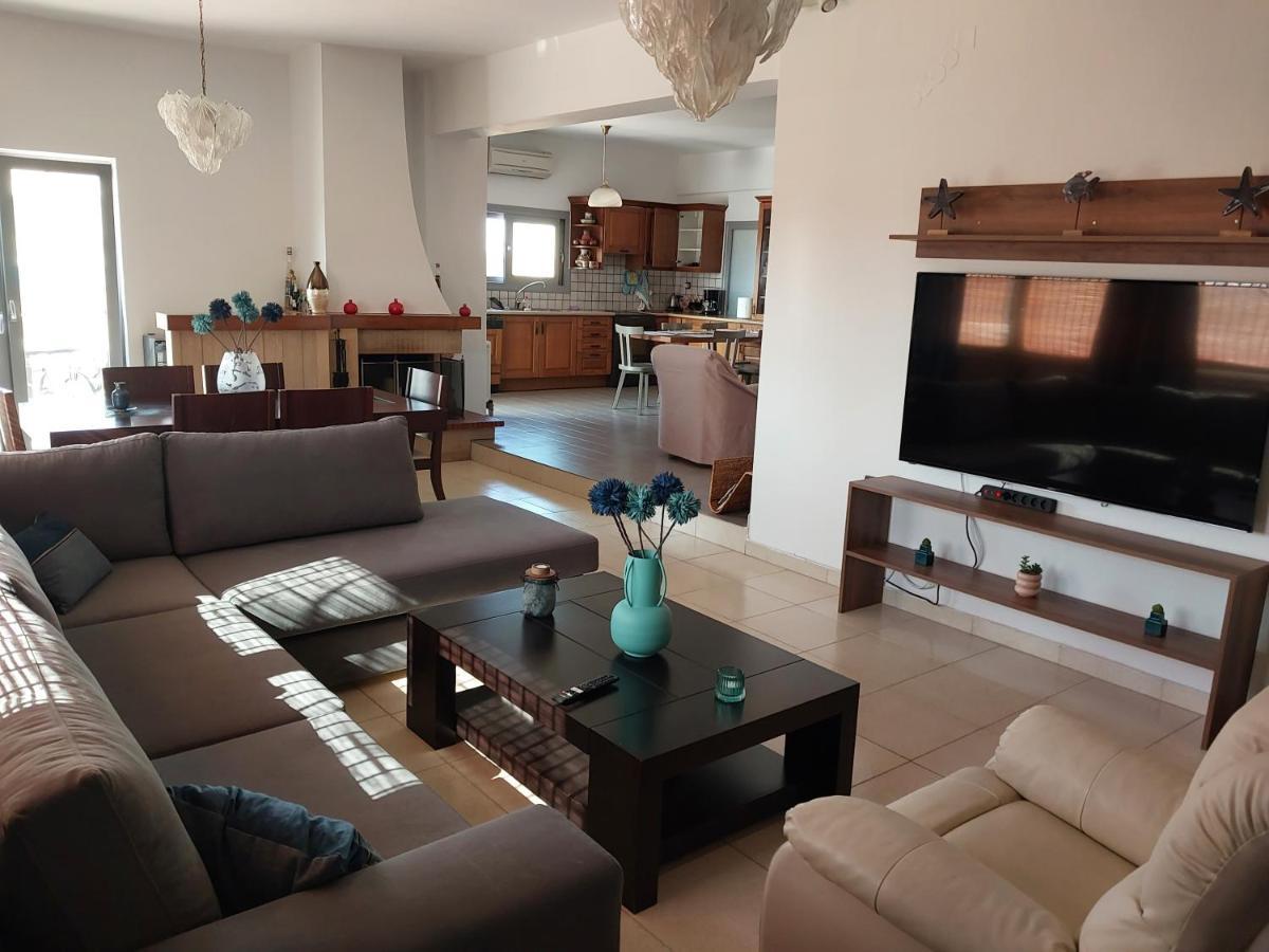 Passatempo Casa - 3 Bedroom Apartment Close To The Swimming Pool Gerani  Екстер'єр фото