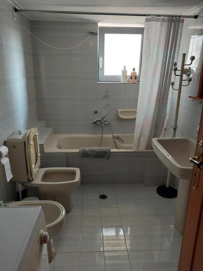 Passatempo Casa - 3 Bedroom Apartment Close To The Swimming Pool Gerani  Екстер'єр фото
