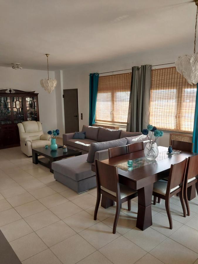 Passatempo Casa - 3 Bedroom Apartment Close To The Swimming Pool Gerani  Екстер'єр фото