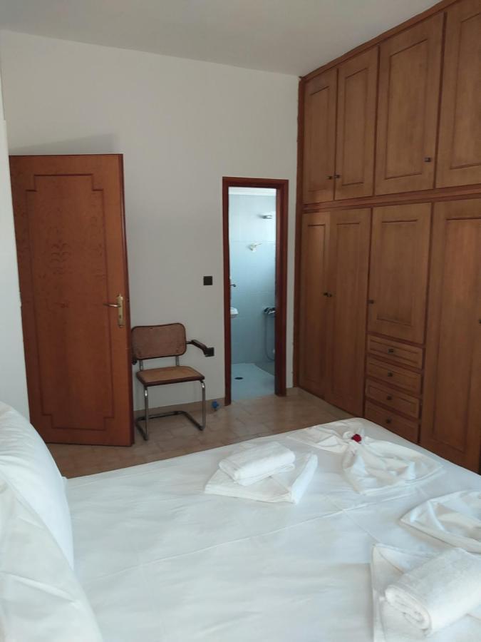 Passatempo Casa - 3 Bedroom Apartment Close To The Swimming Pool Gerani  Екстер'єр фото