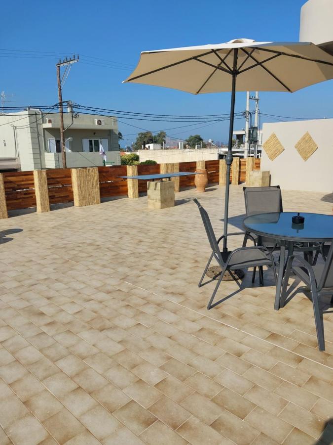 Passatempo Casa - 3 Bedroom Apartment Close To The Swimming Pool Gerani  Екстер'єр фото