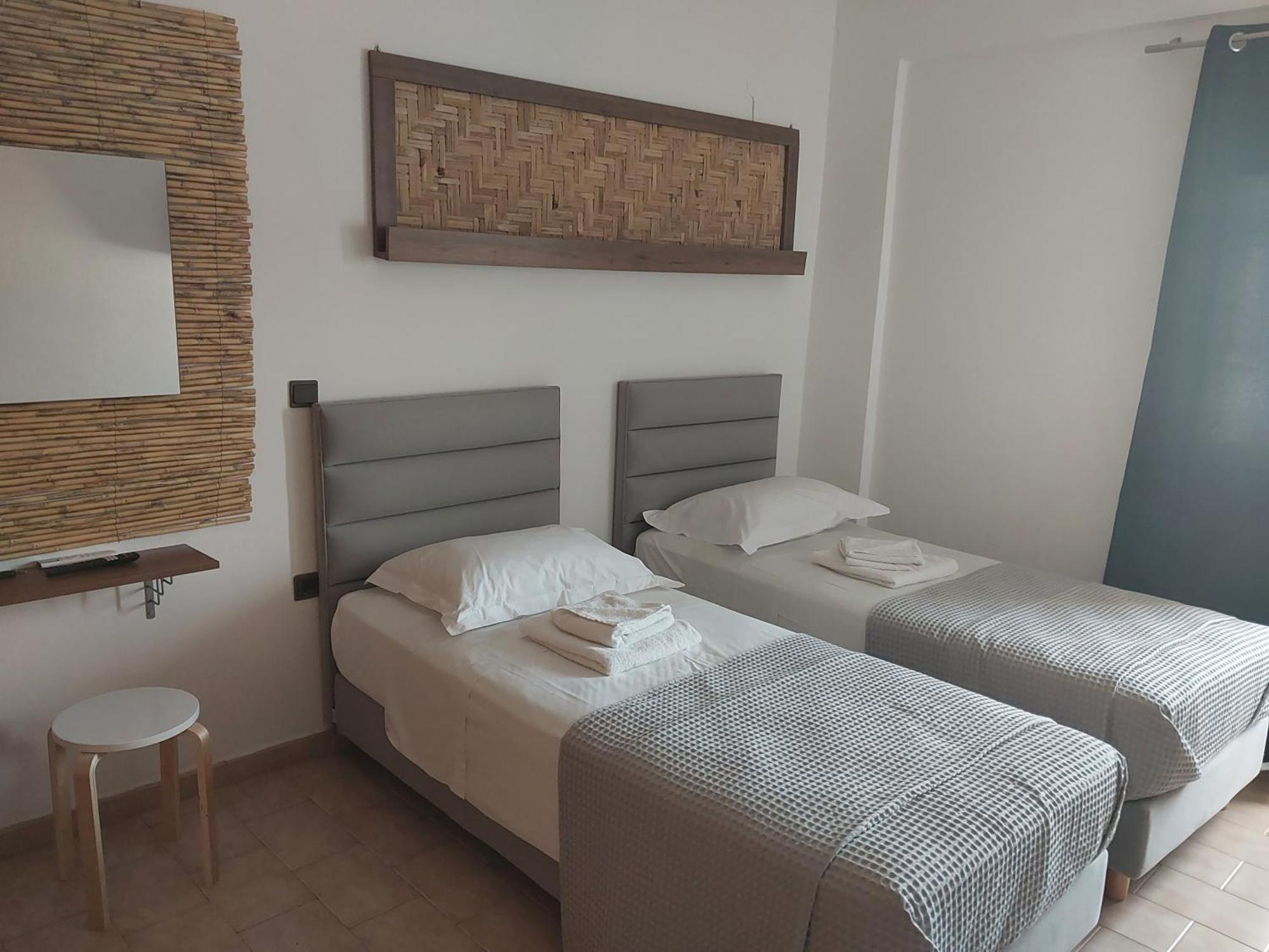 Passatempo Casa - 3 Bedroom Apartment Close To The Swimming Pool Gerani  Екстер'єр фото